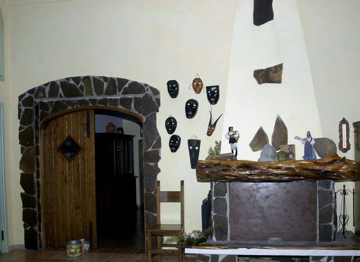 Il Nuraghe Del Lago Coghinas Bed & Breakfast Oschiri Exterior photo